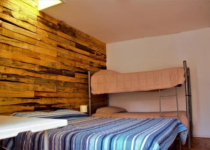 Hotel cerca del colegio: El Yatiri