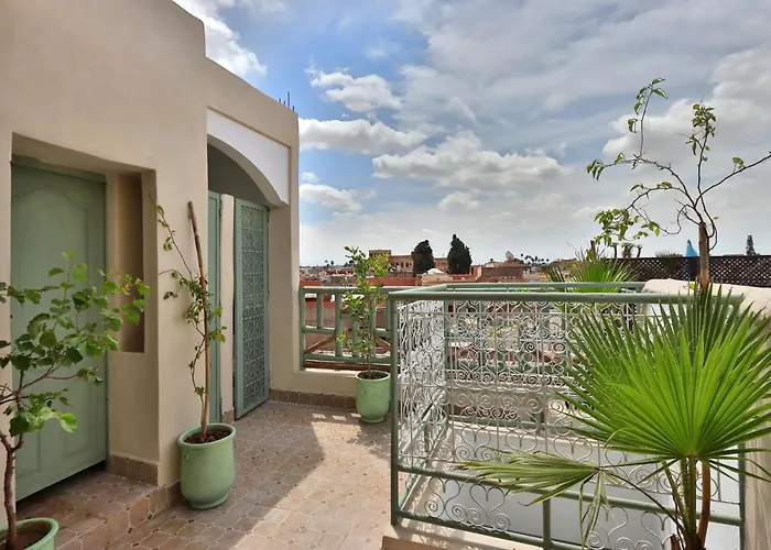 Hotel cerca del aeropuerto: Riad Choukri