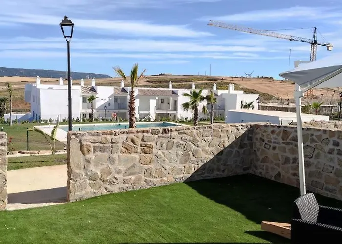 Hotel cerca del colegio: Atlanterra (zahara de los atunes) poniente