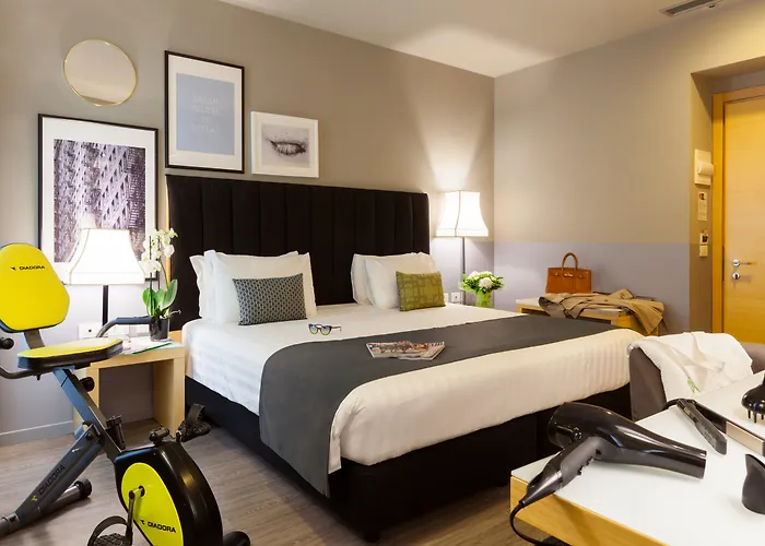 Hotel con tennis: Holiday Inn Milan Garibaldi Station By Ihg
