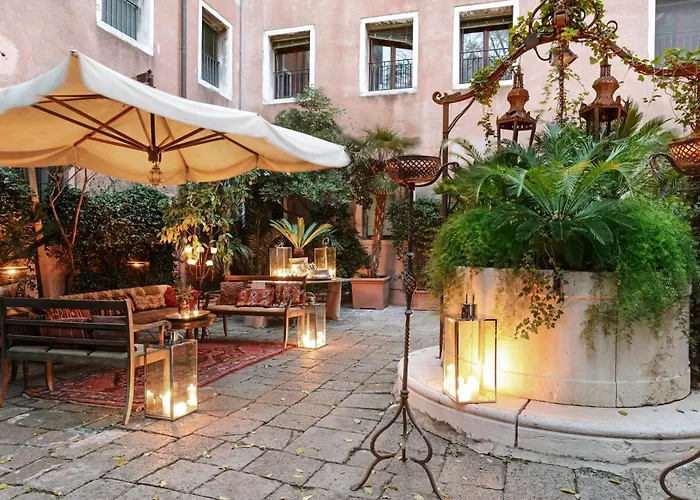 Hotel Jacuzzi: Hotel Metropole Venezia