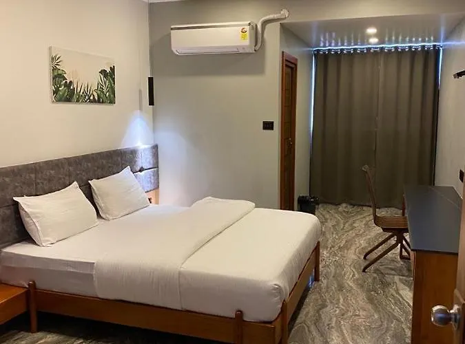 B&B only: Luxe Inn