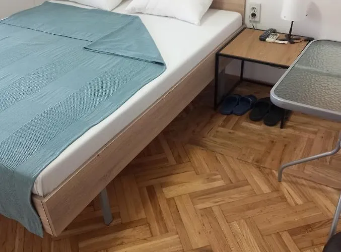 Airport Md Rooms