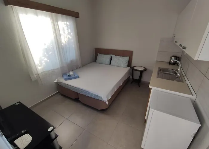 Villa Rain Bahce Suit Oda