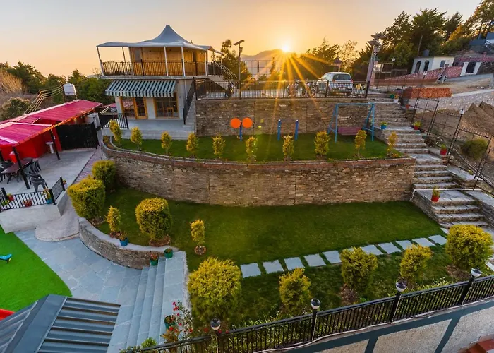 Hotel with view: Viable Inn By Vista Stays