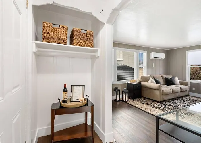 Cozy 1Bdr/1Br Home Near Downtown