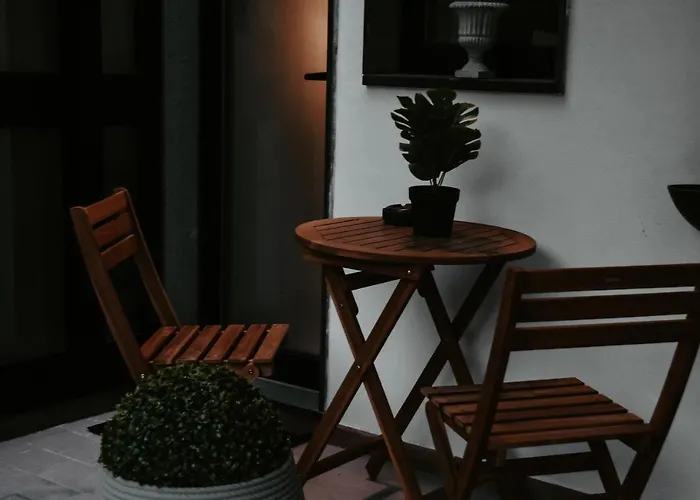 Dislocati BnB - Jacuzzi privata - Cucina - TV60 - Minimal Luxury
