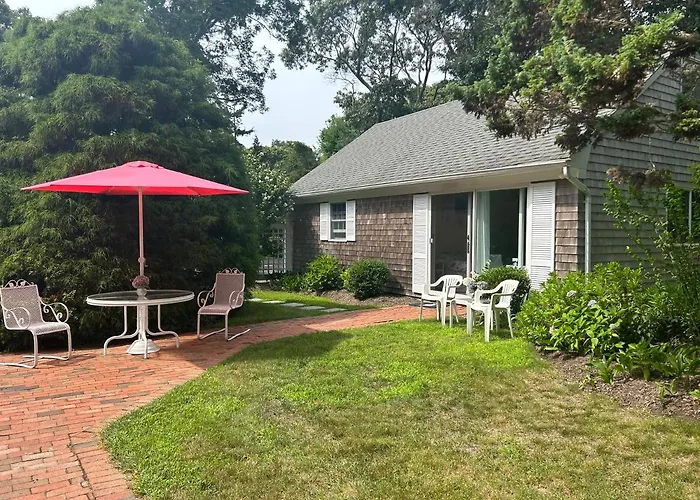 Hamptons Private Guest Cottage