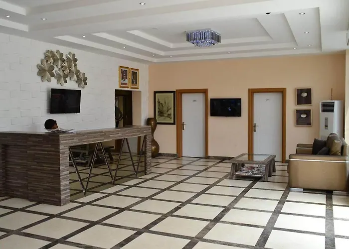 3 star hotels Ellyxville