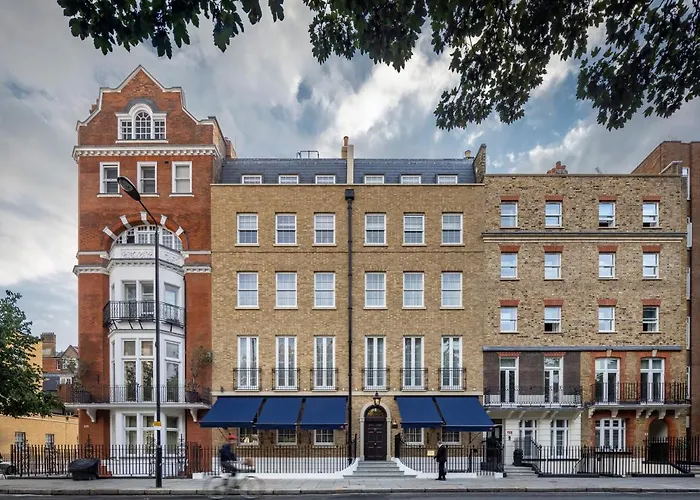 Hotel with Tennis: Beaverbrook Town House