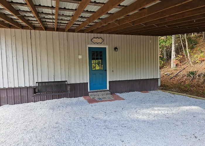 Toe River Retreat