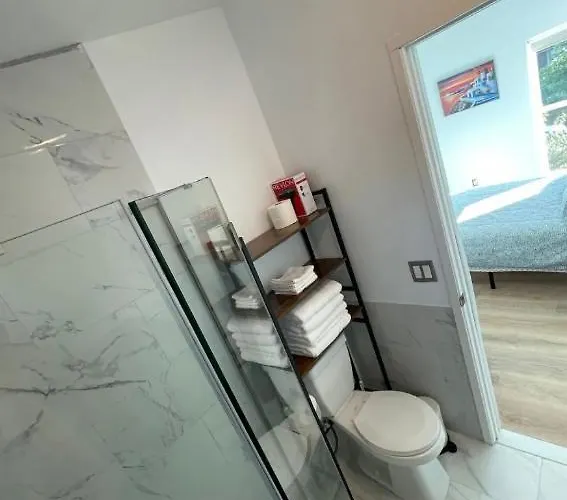 Room With Private Bath Santoniri Inspired