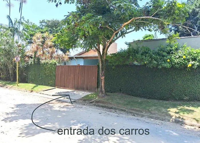 Suites Em Casa De Familia Com Entrada Independente