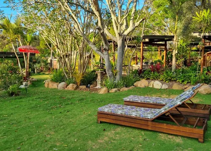 Healing Garden Retreat Tallebudgera Valley "The Uluwatu"