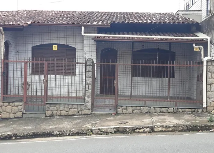 Quartos em casa no Clelia Bernardes