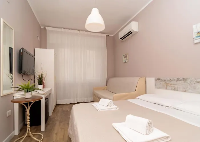 Hotel sulla spiaggia: Ostello Le Sirene