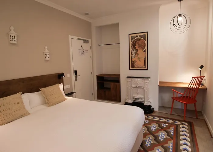 Valola Boutique Rooms