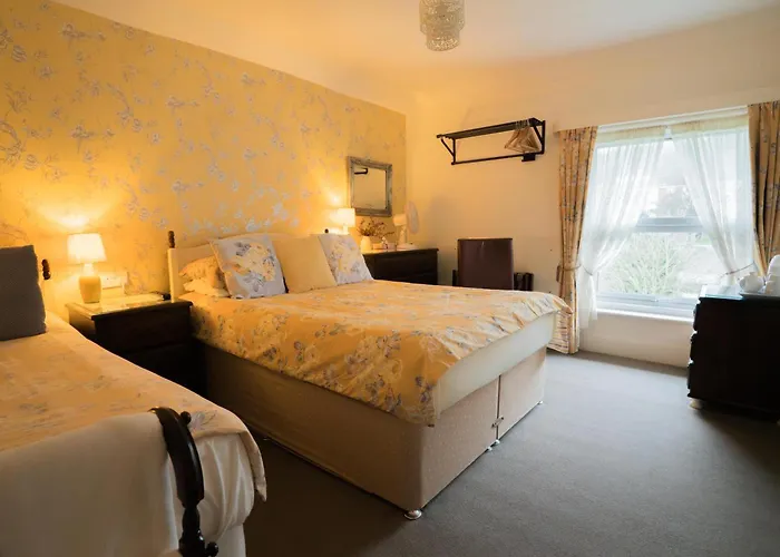 Maison Dieu Guest House