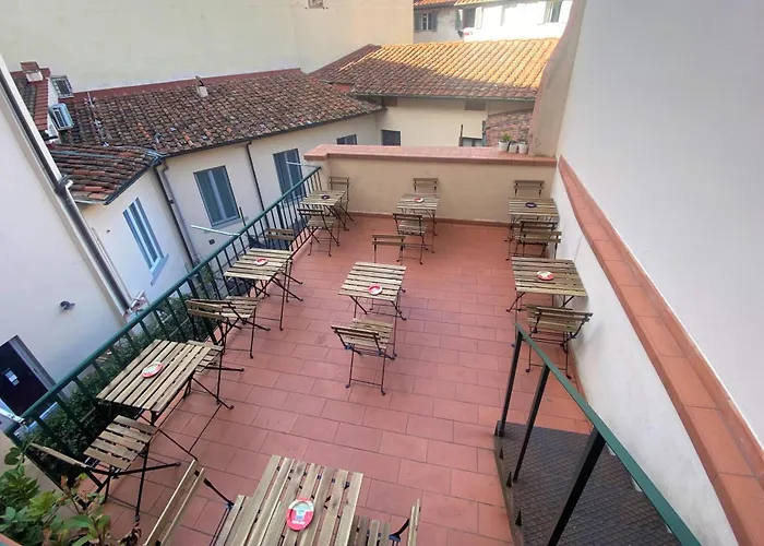 The Hostels Emerald Palace