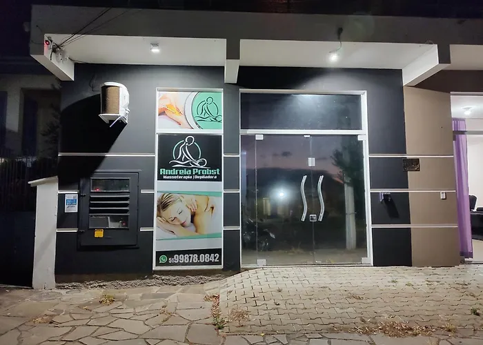 Quarto confortável em Est Velha