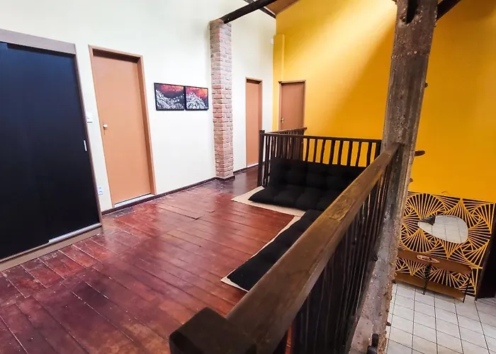 Miko Loko Hospedaria