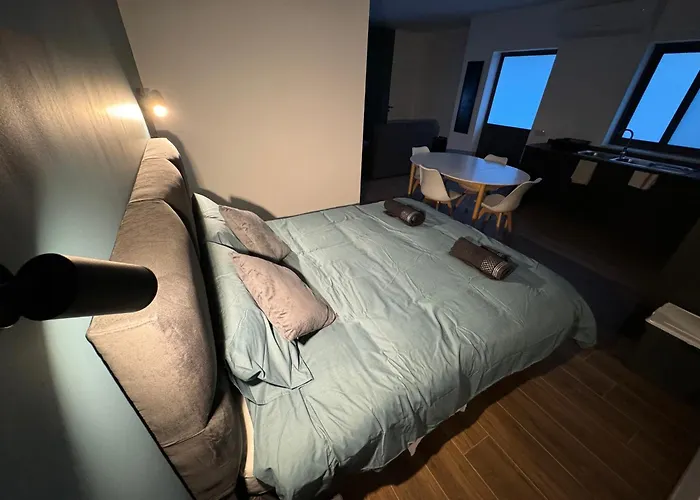 Modern Studio in Central Victoria