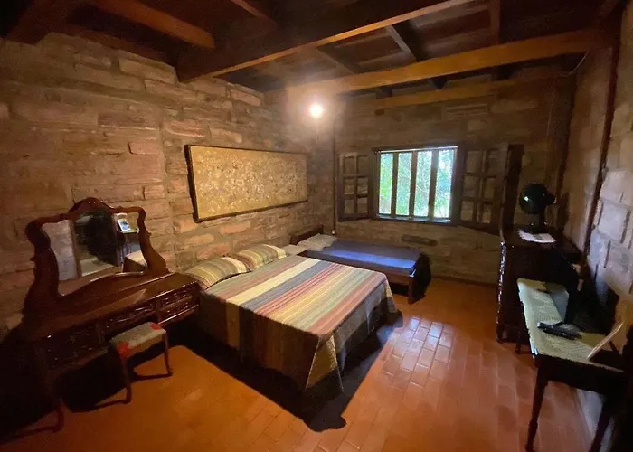 Pousada Casa Fraternità, viva momentos de tranquilidade em contato com a natureza.