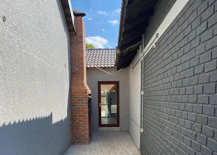 Staysure Guesthouse