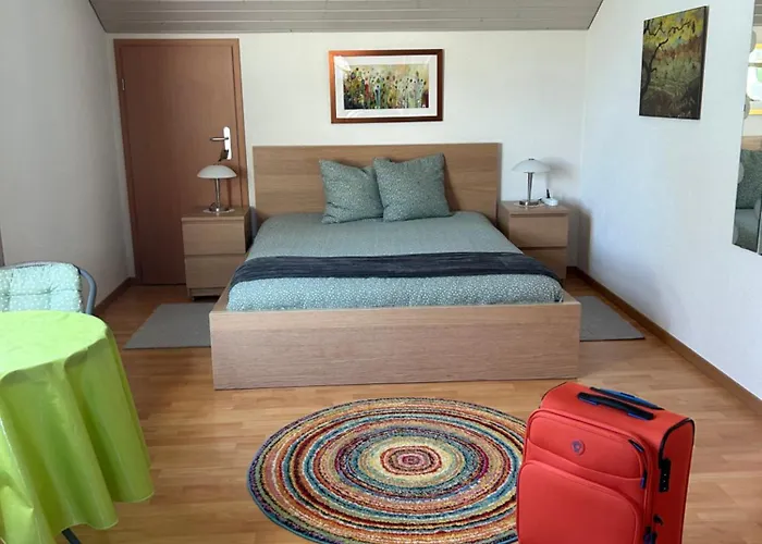 Queen Guest Room
