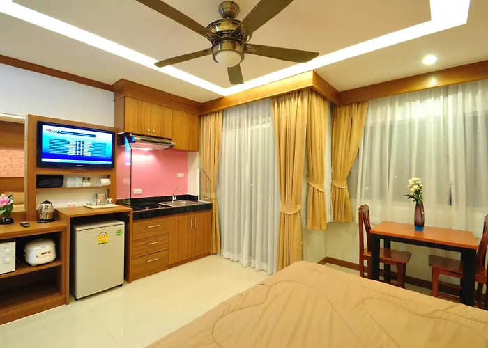 Hotel: Green Harbor Hotel & Service Apartment