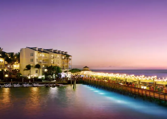Beach hotel: Ocean Key Resort & Spa, A Noble House Resort