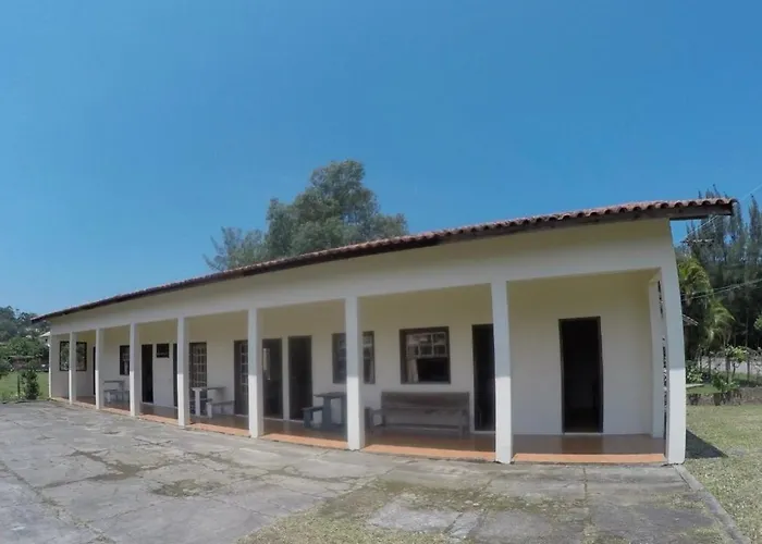 Suites Casa Amarela Da Ferrugem