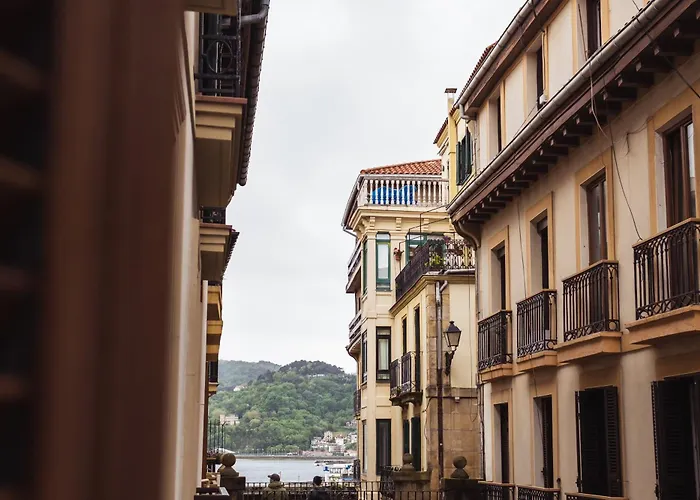 San Sebastian Dot Rooms