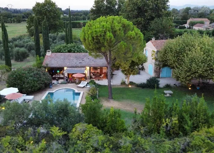 Le Mas Des Perrines Maison D'Hotes