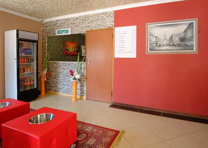 Home Life Guesthouse