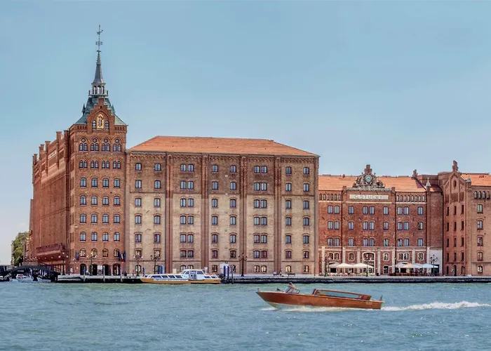 Family Hotel: Hilton Molino Stucky Venice