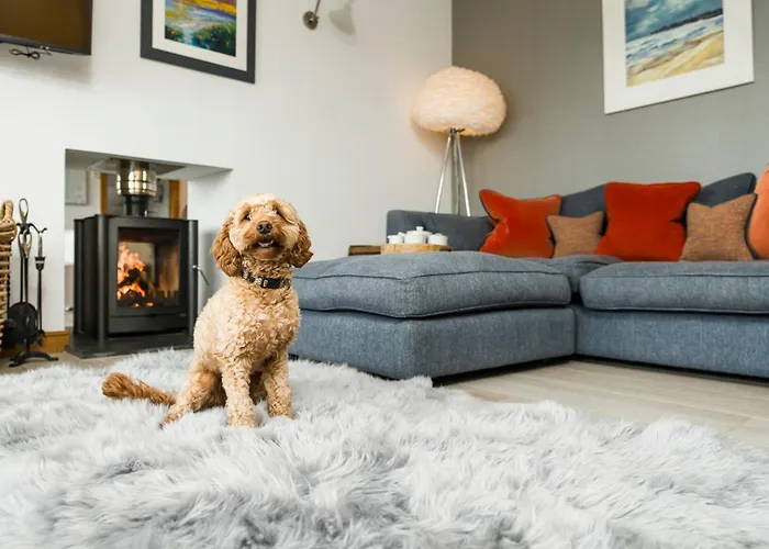 Villa: The Hideaway Experience