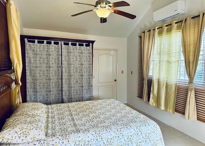 La Difference Guest House
