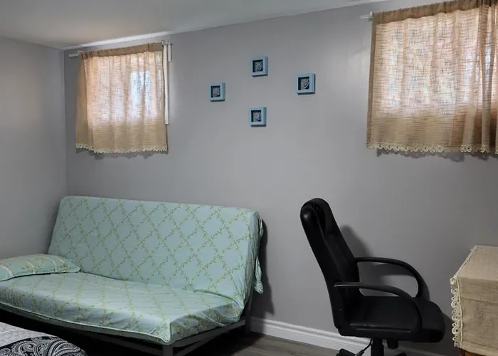 All Vacation Rentals Falstaff Home