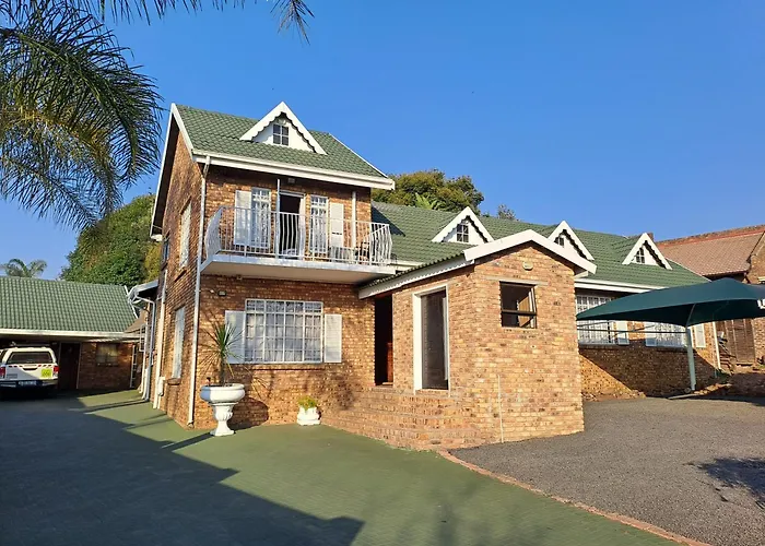 Courtlyguesthouse