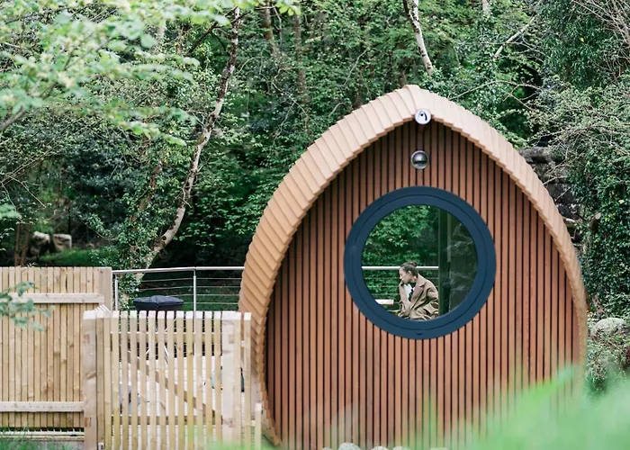 Riverbeds - Luxury Wee Lodges With Hot Tubs