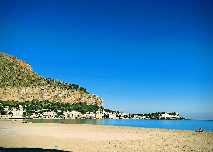 Green House Beach