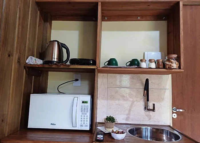 Recanto Cabanas vermelha