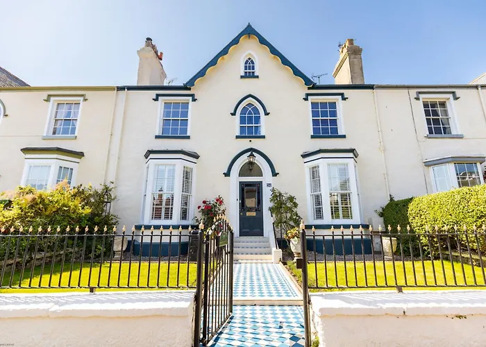 Villa: Abbey Lodge, Llandudno - Period Townhouse, 5 Bedrooms & Bathrooms, With Hot Tub & Private Parking