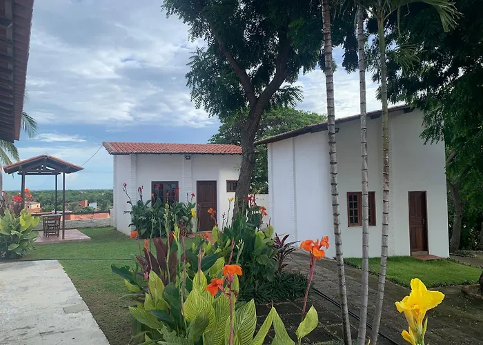 BED&BREAKFAST - HOSPEDARIA MORRO BRANCO 3MIN A PÉ DAS FALÉSIAs