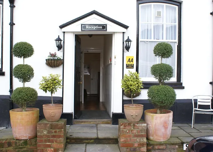Bed and Breakfast Castle House