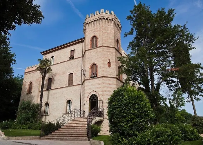 Hotel con golf: Castello Montegiove