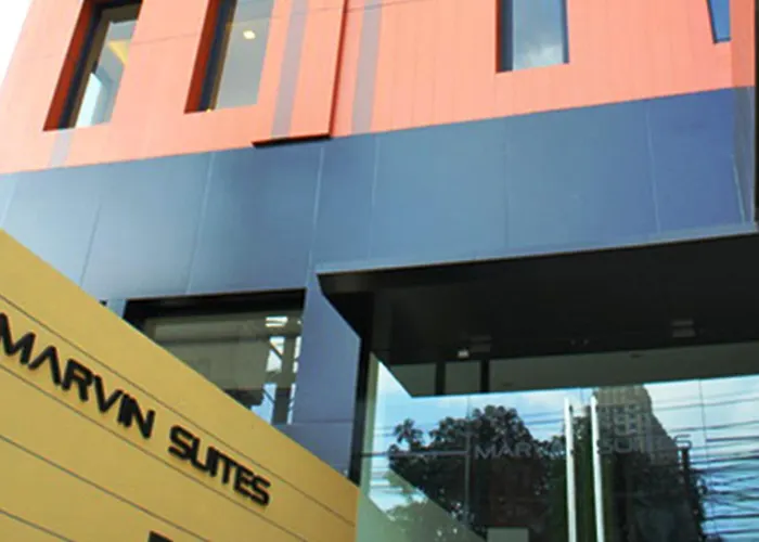 Pet Friendly hotel: Marvin Suites Hotel