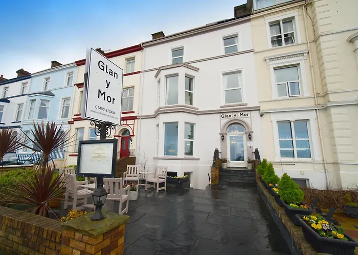 Hotels with a view Glan Y Mor (Adults Only)