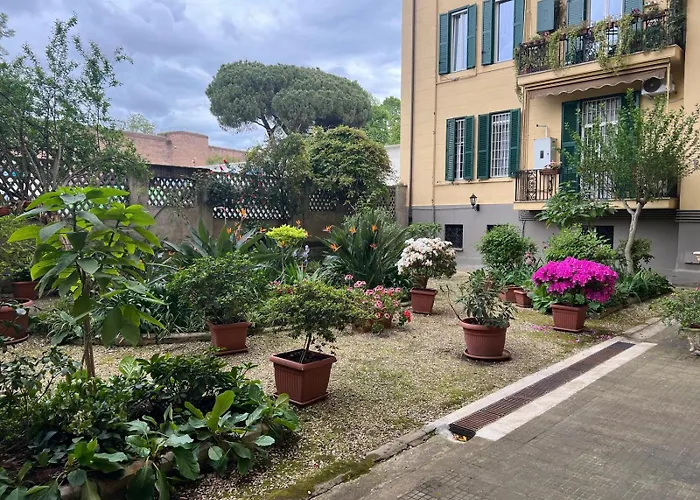 Hotel: La Rosa Di Roma One Big Room In San Giovanni